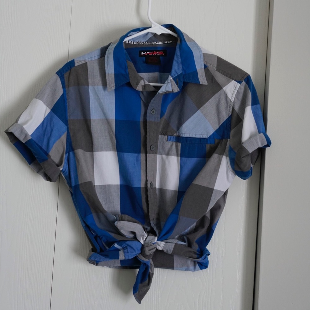 Button down short sleeved top